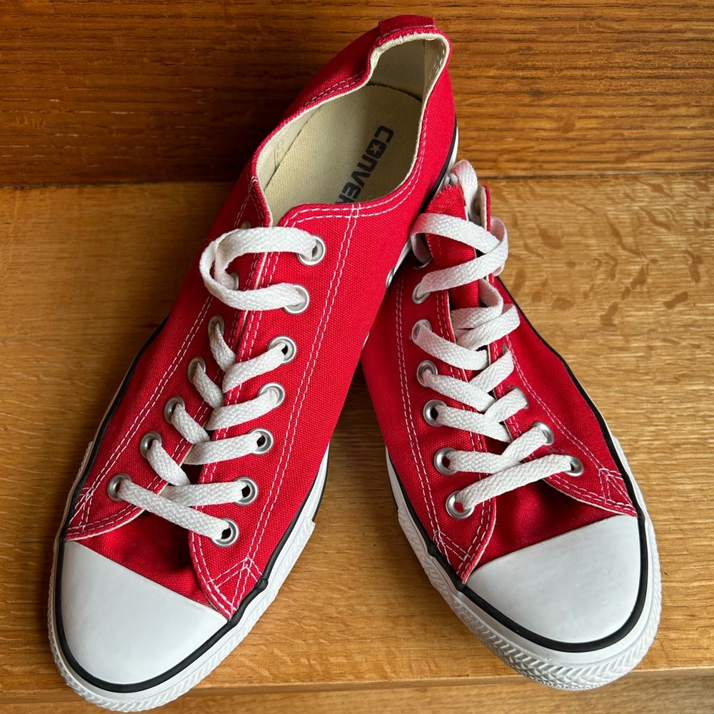 Red Converse All Star Unisex